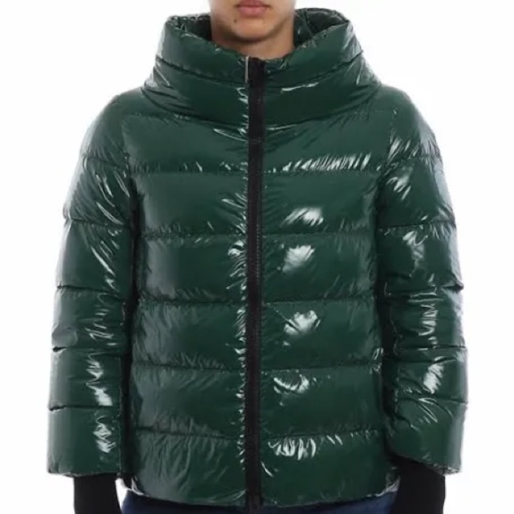 (Worn twice!) Guaranteed Authentic Herno Gloss W/Knit Gloves in Verde College